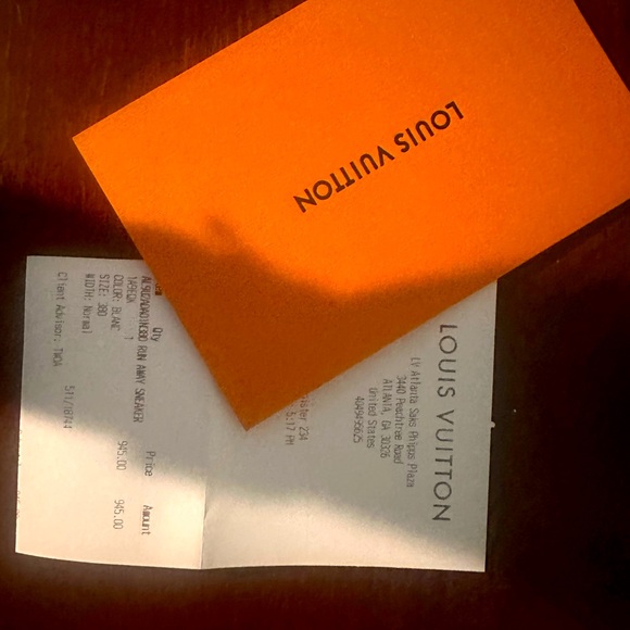 LOUIS VUITTON WOMENS RUN AWAY SNEAKER-SIZE 38 - Picture 6 of 7